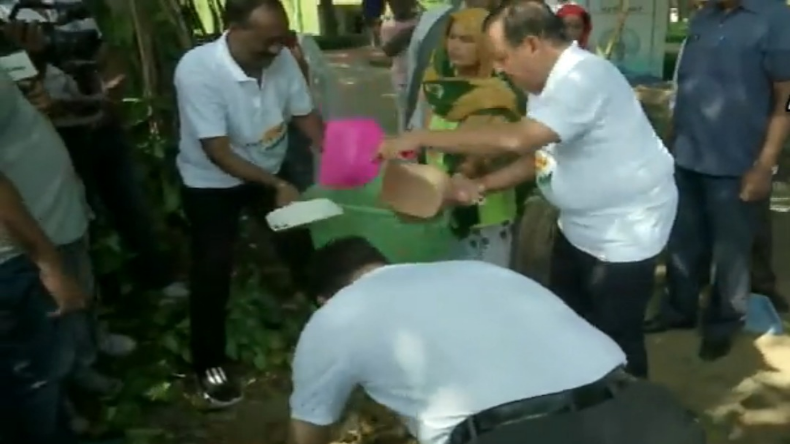 Jammu Kashmir: जम्मू के रामबन में कुदरत का कहर, जमीन धंसने से 50 से ज्यादा घरों में आईं दरारें