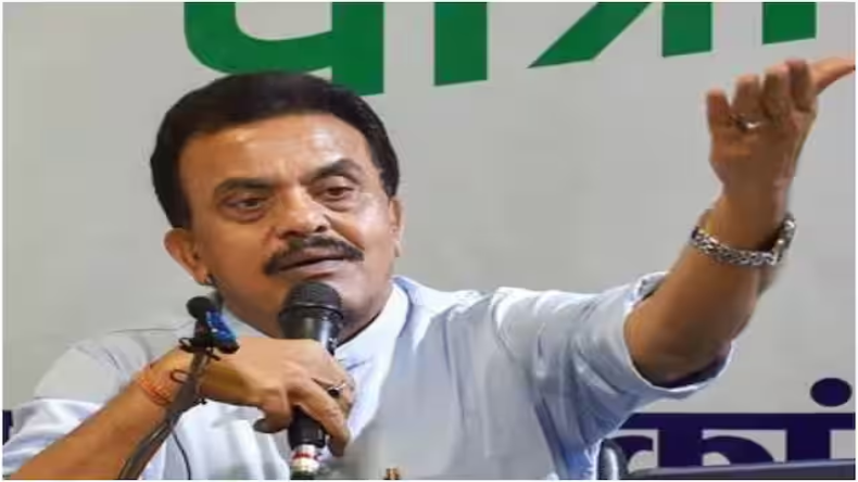 NCP vs NCP: चुनाव आयोग में अजित पवार गुट बोला- 42 विधायक और 2 सांसद हमारे साथ, शरद खेमे ने बताया फर्जी दावा