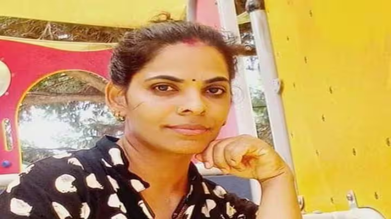 Today Top News: गुरु पूर्णिमा पर हरिद्वार के गंगा तट पर श्रद्धालुओं की भीड़, बजट सत्र से पहले आज होगी सर्वदलीय बैठक