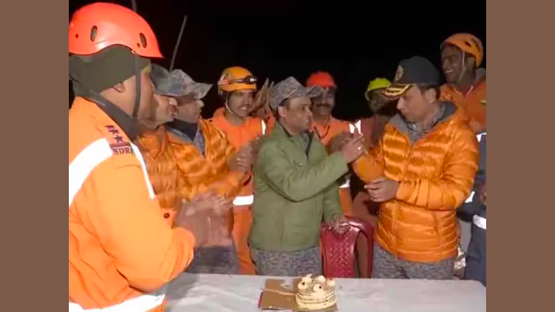 फ्रांसीसी सेना के दो राफेल जेट हवा में टकराए, दो कर्मियों की मौत