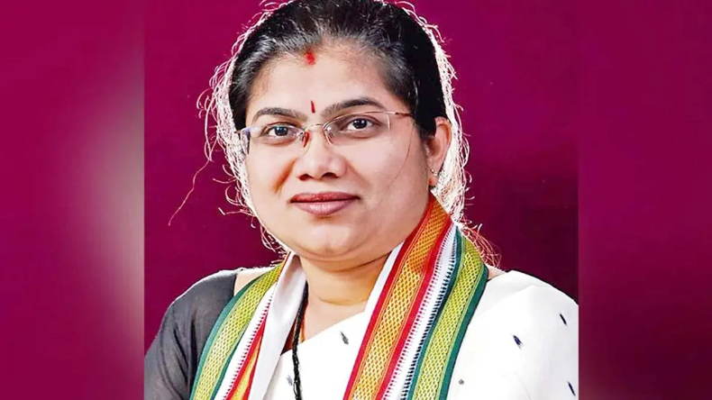 तेलंगाना: कांग्रेस को लगा बड़ा झटका, पलवई श्रावंती ने दिया इस्तीफा