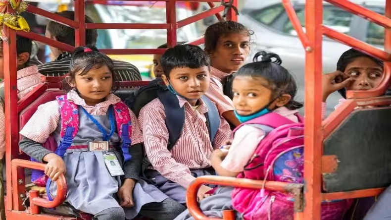 Delhi Air Pollution: दिल्ली में GRAP-3 का तीसरा चरण हटा, अब राजधानी में BS-3 पेट्रोल और BS-4 डीजल कार चल सकेंगी