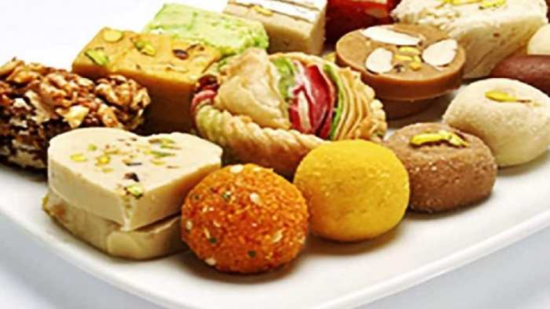 Dhanteras 2023:बर्तन से लेकर चांदी तक,धनतेरस का किफायती सामान कहां से खरीदें 