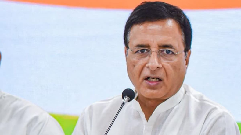 वाराणसी में मुस्लिम महिलाओं ने दीपावली पर उतारी आरती, दिखा भाईचारा