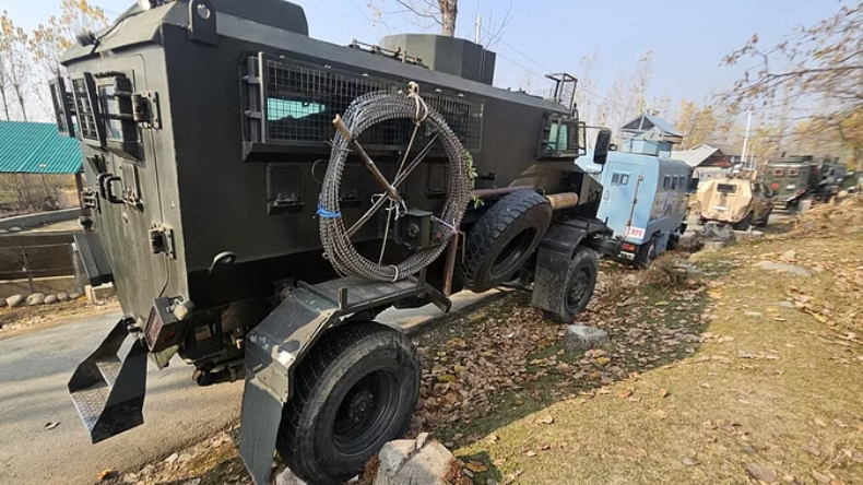 यूपी STF ने गैंगस्टर विनोद उपाध्याय को एनकाउंटर में किया ढेर, एक लाख का था इनाम