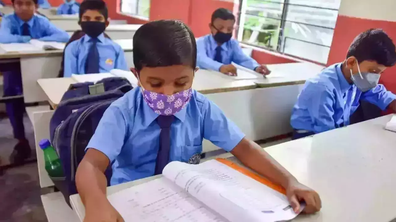 Pollution: वायु प्रदूषण से बढ़ती समस्याएं, ऐसा है राजधानी दिल्ली का हाल