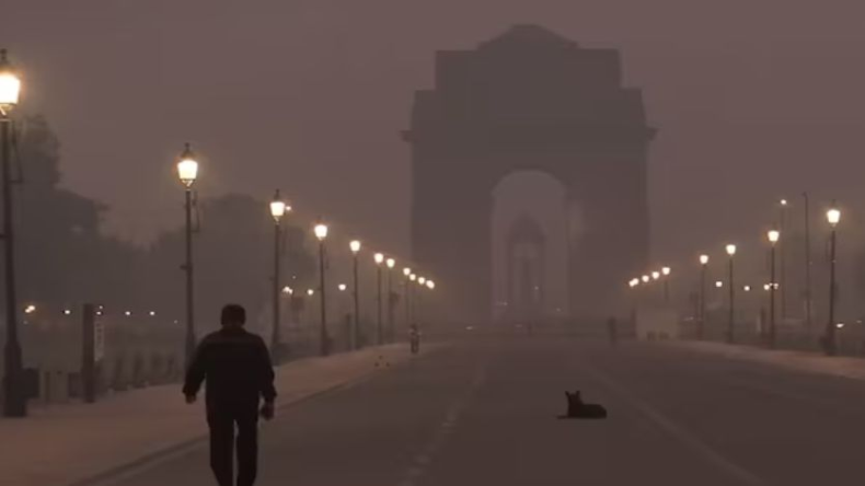 साल के पहले दिन बढ़ा दिल्ली का AQI, क्या प्रदूषण से मिल पाएंगी राहत?