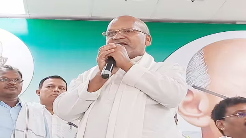 बिहार में होगा खेला! अचानक राज्यपाल से मिलने पहुंचे CM नीतीश, सियासी हलचल तेज