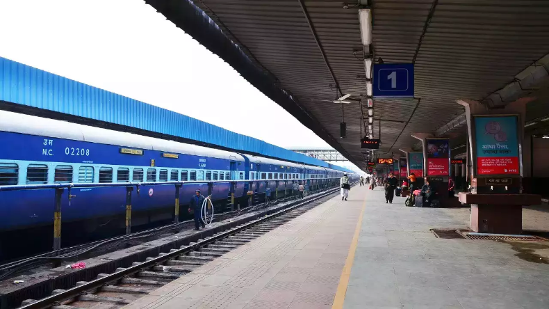 रेलवे में मिलने वाले कंबल एक महीने में कितनी बार धुलते हैं, अश्विनी ने दिया ऐसा जवाब, सांसदों की आंखे फटी रह गई