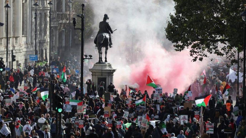 Israel-Iran Row: इजरायल-इरान संघर्ष के बीच भारतीय विमान कंपनी का फैसला, तेल अवीव के लिए 30 अप्रैल तक उड़ानें बंद
