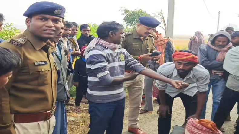 जमीनी विवाद को लेकर 17 वर्षीय लड़के के सिर को काटा, गोद में लेकर घंटों बैठी रही मां