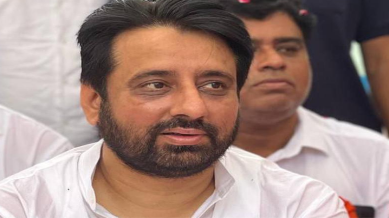AAP विधायक अमानतुल्ला गिरफ्तार, वक्फ बोर्ड मामले में ईडी का एक्शन
