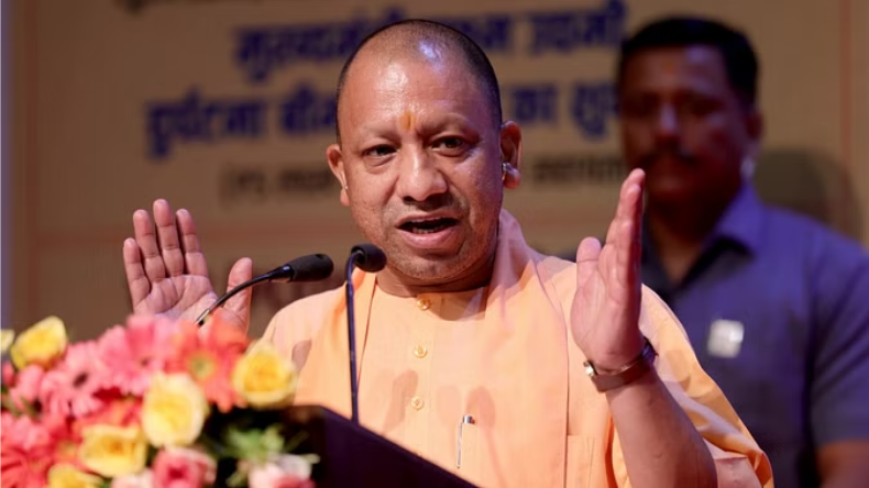 Pension to Poor Old People: यूपी के गरीब वृद्धों को योगी सरकार देगी पेंशन, केवल इन्हें मिलेगा लाभ