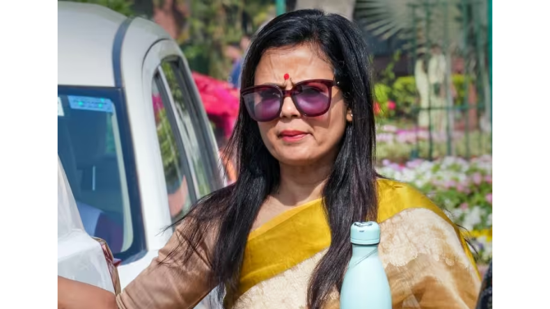 Mahua Moitra Bungalow Row: महुआ मोइत्रा को DEO की नोटिस, ‘बंगला खाली क्यों नहीं हुआ?’