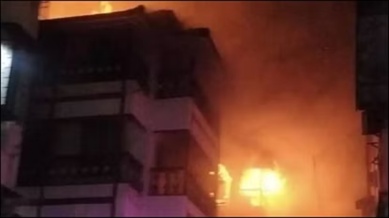 पोता बन गया हैवान…कैंसर पीड़ित दादी को कूड़े के ढेर में फेंका, पुलिस ने फिर आरोपी को सिखाया अच्छा सबक
