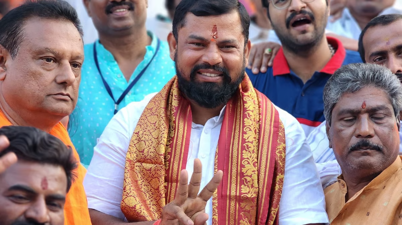 15 मिनट नागा साधुओं को दे दो, यूपी के सारे मुल्ले .., टी राजा ने ओवैसी को दिया खुला चैलेंज, बोले भौंकने वाले पाकिस्तान जाएं