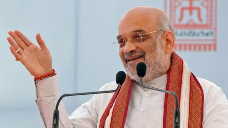 PM Modi से थर-थर कांपते हैं शहबाज शरीफ? घुटने टेकने के लिए तैयार…इस देश से बोले ‘एक बार भारत से बात करा दो’