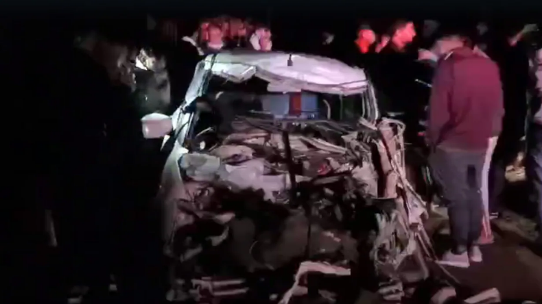 Road Accident: बरेली-नैनीताल हाईवे पर दर्दनाक हादसा, कार और ट्रक की टक्कर में 8 की मौत