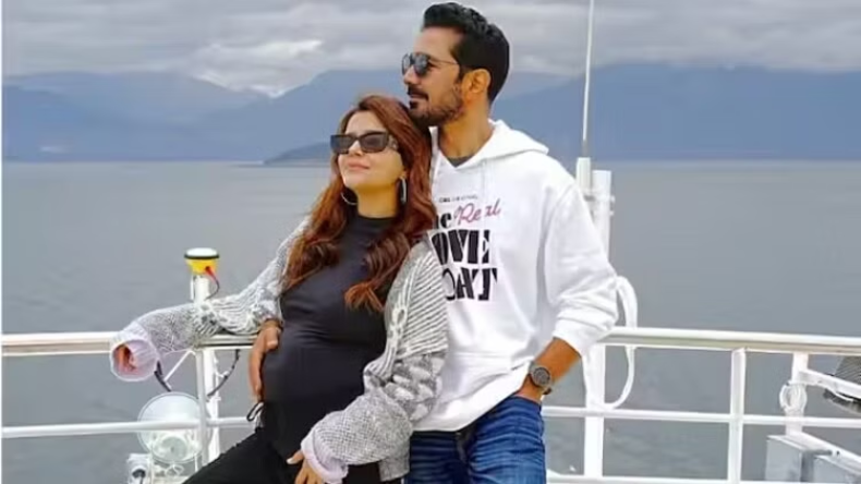 Dunki Twitter Review: पठान जवान के बाद अब चला फैंस पर डंकी का जादू, ट्विटर पर हो रही है जमकर प्रशंसा