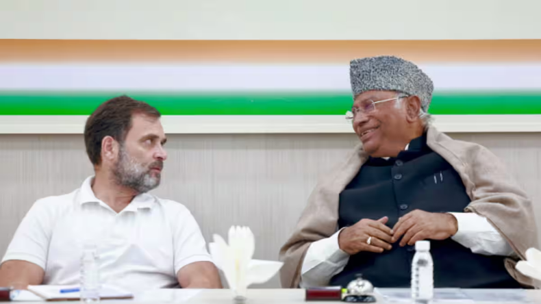 महाराष्ट्र विधानसभा चुनाव: पूर्व DGP संजय पांडे कांग्रेस में हुए शामिल, मिल सकता है टिकट