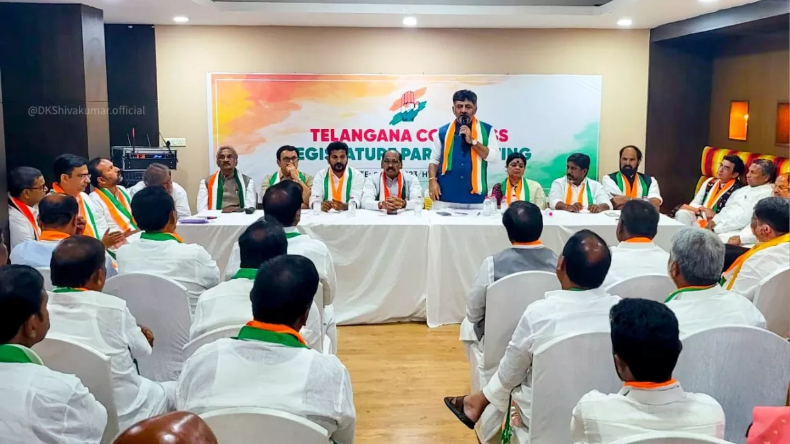 मोदी इन्हें छोड़ेगा नहीं… तेलंगाना के जगतियाल में परिवारवादियों पर बरसे पीएम
