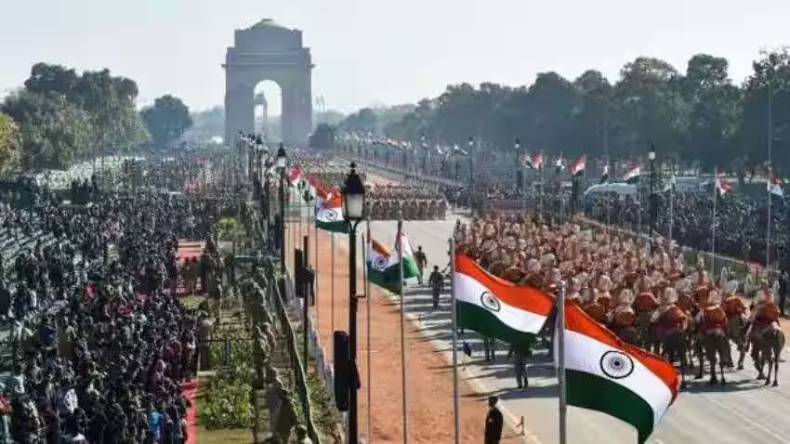 Republic Day 2024: गणतंत्र दिवस – स्‍वतंत्रता दिवस पर राष्‍ट्रीय ध्‍वज फहराने के नियमों में जानें क्या होता है अंतर