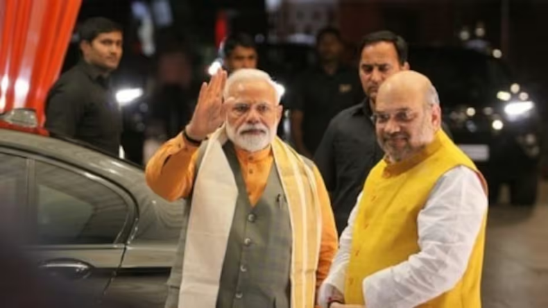 यूपी के साथ-साथ राजस्थान में भी पक रही सियासी खिचड़ी, शर्मा जी के हाथ से जाएगी सीएम की कुर्सी?