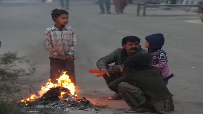 Weather Today: इस राज्य में पड़ेगी कड़ाके की ठंड, चक्रवाती तूफान ‘फेंगल’ मचाएगा तबाही