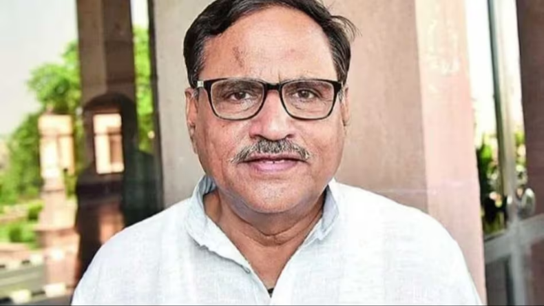 पंजाब के CM भगवंत मान के घर EC की रेड, ली जा रही तलाशी
