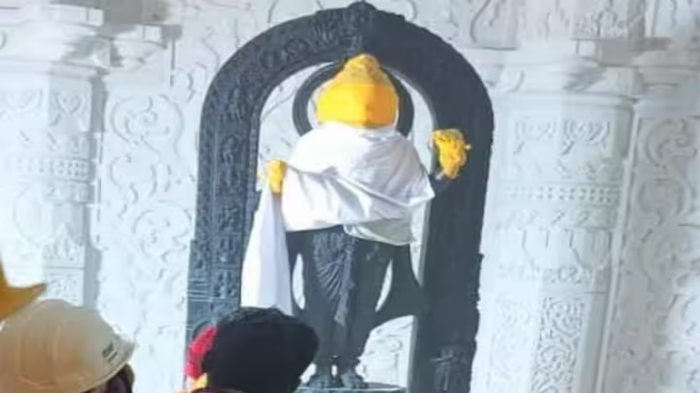 अयोध्या: रामलला की पहली तस्वीर आई सामने, 22 जनवरी को होगी प्राण प्रतिष्ठा
