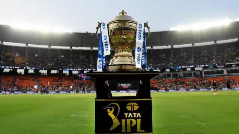 IPL 2024: जूही चावला पर झल्लाने लगते हैं शाहरुख खान, एक्ट्रेस ने किया सनसनीखेज खुलासा?