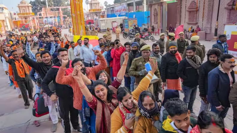 Delhi: 21000 लोगों को भाजपा कराएगी रामलला के दर्शन, अगले हफ्ते 5 स्पेशल ट्रेनों से तीर्थाटन का फैसला