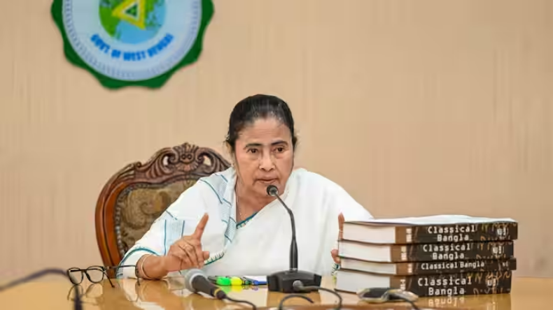 बिहार में फिर से पलटी मारने वाले हैं नीतीश चाचा? इन दो नेताओं के बयान से तेज हुई चर्चा