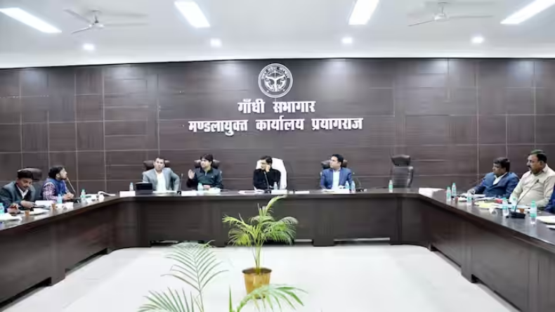 बोरा सिलते थे मुलायम के खास विधायक, मंत्री बनने के बाद बाहुबली ने सीने में उतारी गोलियां