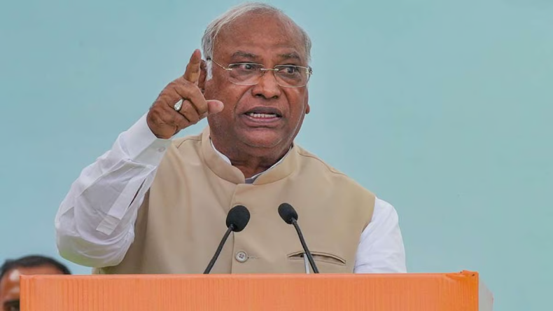 Loksabha Election: खड़गे ने किया चुनाव प्रचार का शंखनाद, पीएम पर साधा निशाना