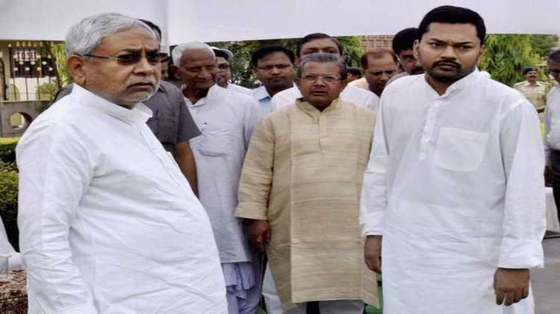 Bihar Politics: जदयू की बैठक में नहीं पहुंचे चार विधायक, सीएम नीतीश करते रहें इंतजार