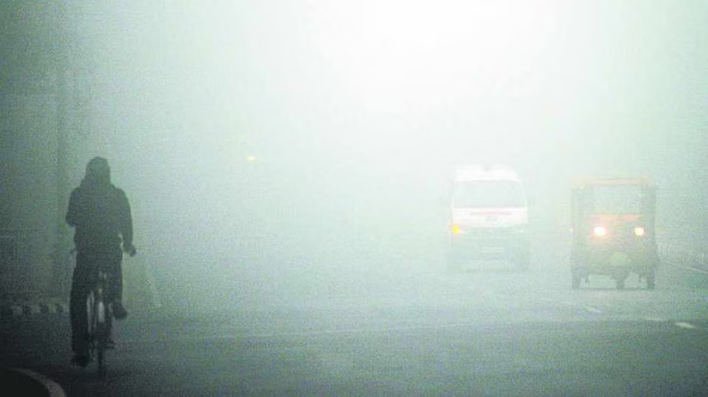 दिल्ली-NCR में बढ़ेगी ठंड या नहीं? इन राज्यों में घने कोहरे, यहां पढ़ें IMD का लेटेस्ट अपडेट