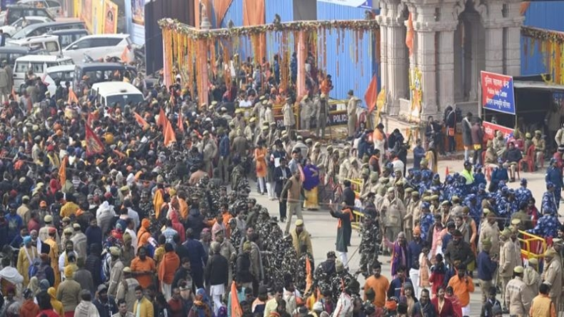 कांग्रेस नेता वीरप्पा मोइली ने पीएम मोदी उपवास पर जताया शक, कहा- इतना दिनों तक बिना खाए पिए…