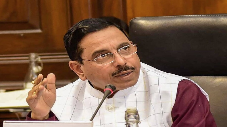 चौधरी चरण सिंह को भारत रत्न मिलने पर संसद में घमासान, कांग्रेस सांसद बोले- सर्वोच्च सम्मान के लिए सौदेबाजी