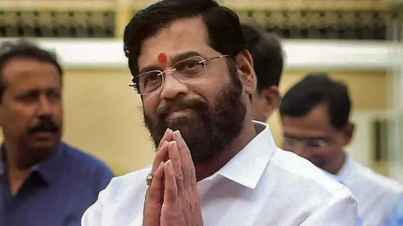 महाराष्ट्र में क्या सियासी खिचड़ी पक रही? अचानक शरद पवार से मिलने पहुंचे सीएम शिंदे