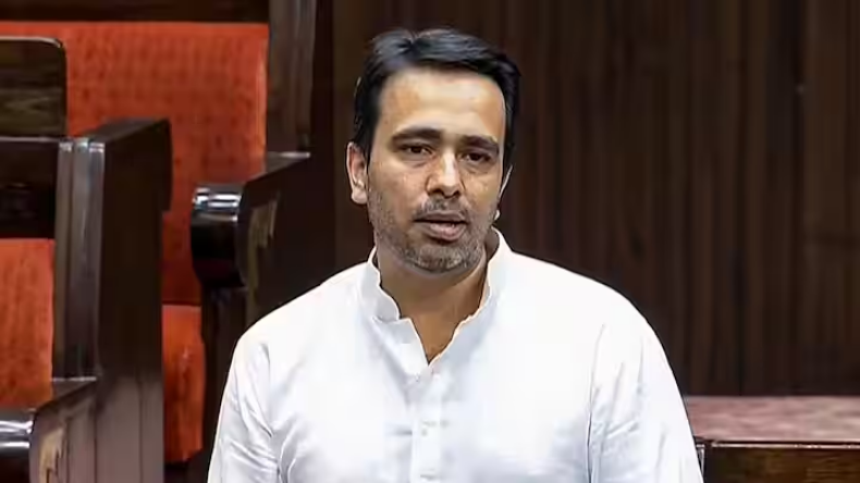 ‘मोदी की गारंटी है हर घर नल से जल’, समीक्षा बैठक में बोले सीएम योगी