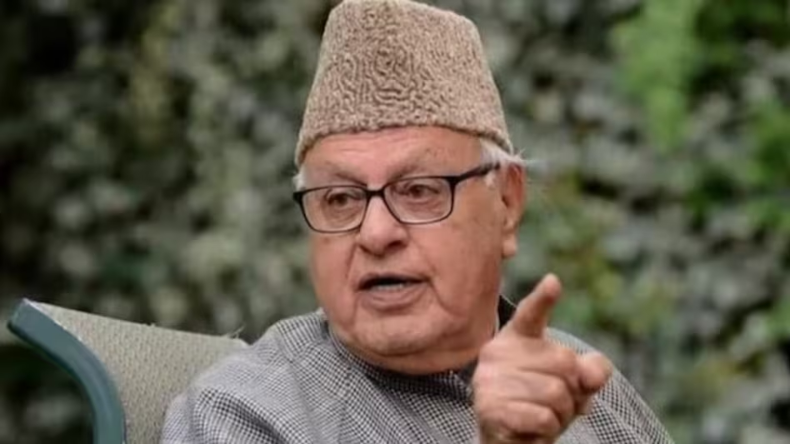 370 रहते जम्मू-कश्मीर ने गुजरात से ज्यादा तरक्की की.. PM के बयान पर फारूक अब्दुल्ला का पलटवार