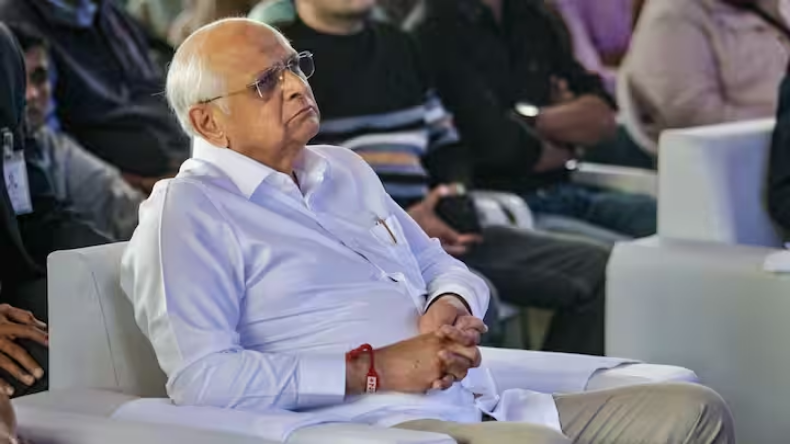 गुजरात के योगी बने भूपेंद पटेल! एक साथ 9 मस्जिदों पर चलवा दिया बुलडोजर, भड़के मुस्लिम