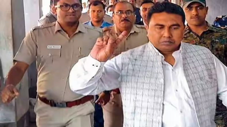 ‘नाबालिग का ब्रेस्ट छूना रेप नहीं’, कलकता हाईकोर्ट ने गंभीर यौन उत्पीड़न बताते हुए आरोपी को दी जमानत