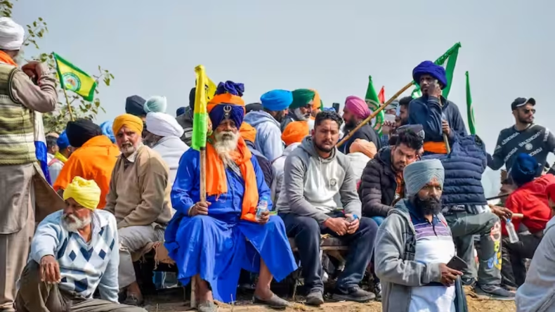 Kisan Andolan: आज देश भर में किसान रोकेंगे ट्रेन, राजधानी में लग सकता है भारी जाम