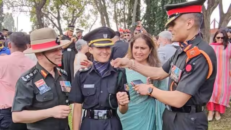 Lieutenant Inayat Vats: देश की बेटी बढ़ाया मान, शहीद पिता की वर्दी पहन बनी लेफ्टिनेंट