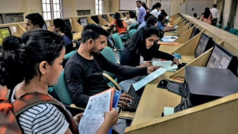 NEET UG 2024 प्रवेश परीक्षा के लिए हुए रिकॉर्ड 25 लाख आवेदन, जानें कब तक कर सकते हैं रजिस्ट्रेशन