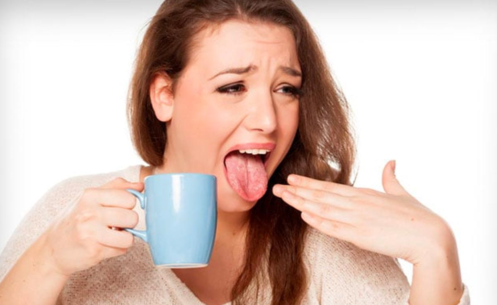 Burnt Tongue Remedies: कुछ गर्म खाने से जल जाए जीभ तो आजमाएं ये घरेलू नुस्खे, मिलेगी राहत