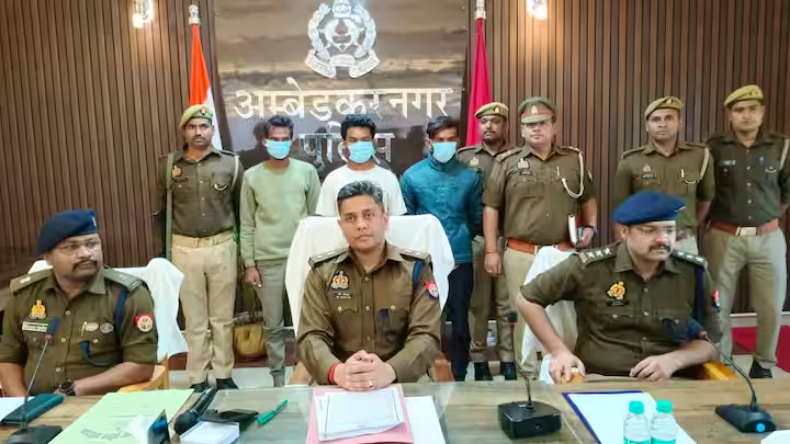 यूपी पुलिस में क्या आउटसोर्सिंग से होगी भर्ती, वायरल लेटर को लेकर DGP ने क्या कहा?