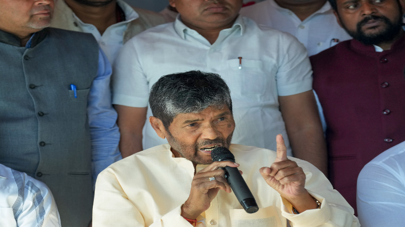 Lok Sabha Election: सीट बंटवारे में बाजी मारने के बाद मुंबई पहुंचे चिराग पासवान, क्या है वजह?